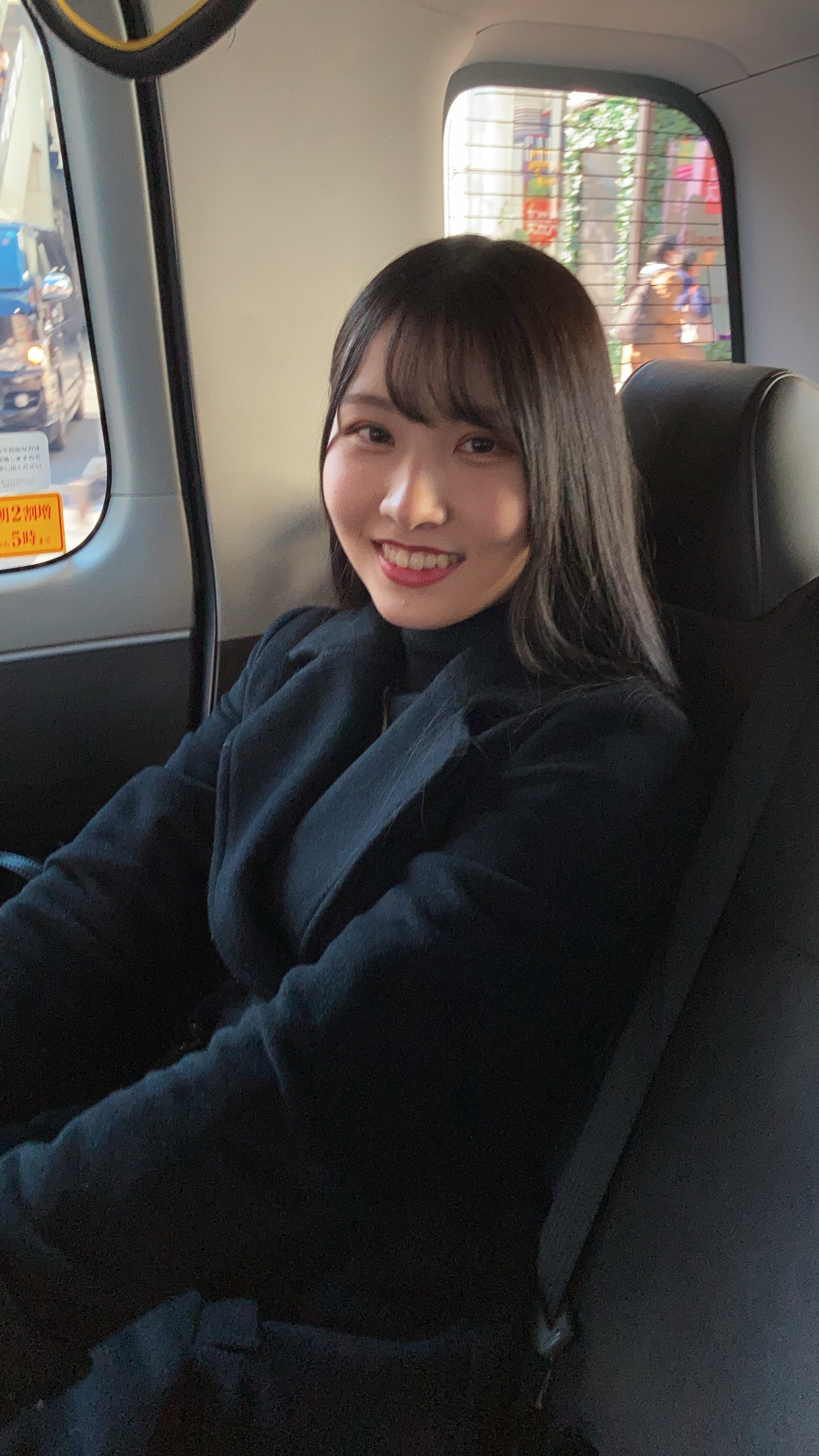 FC2-3170051僕みおちゃんを捕まえて童貞を卒業します緊急開催みおちゃん鬼ごっこファン感謝祭