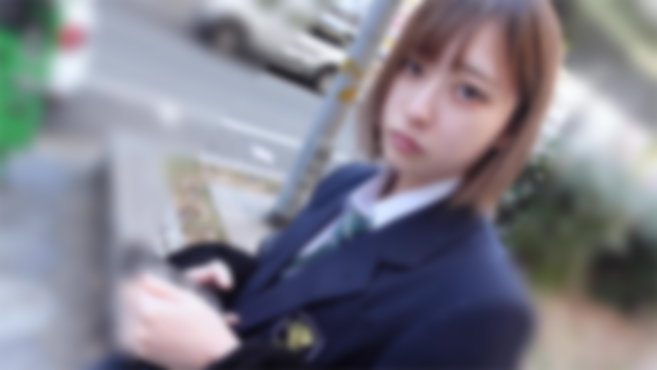 FC2-4242545 【115】ガッコーサボリ中の美形学生をナンパゲット。最初は警戒されてたけど気を許したト