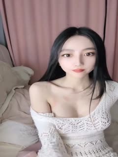 骚妇猫猫_白如雪，前凸后翘，极品尤物让人流鼻血